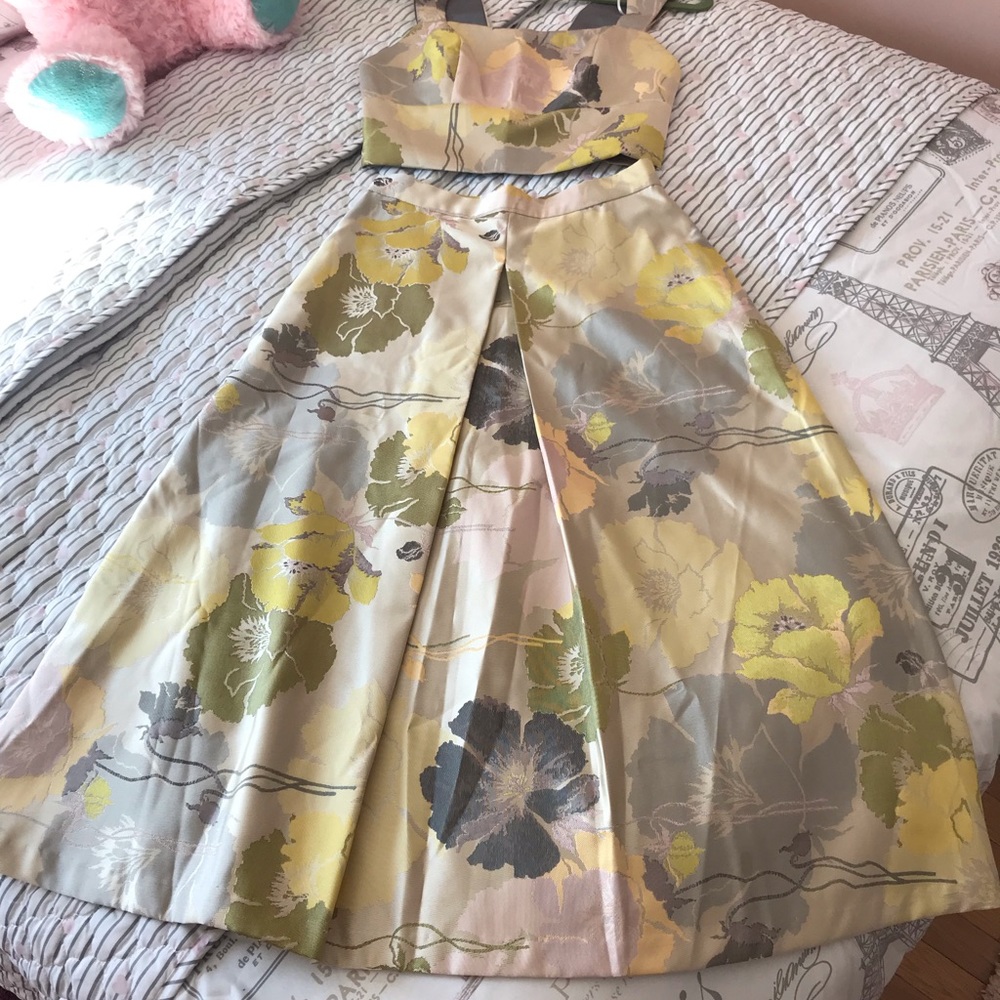 Skirt matching set